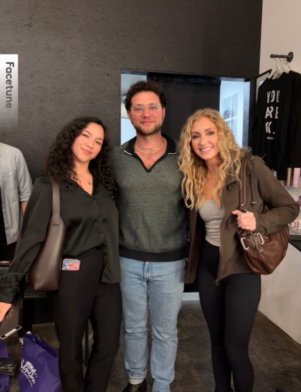 Salon Friends